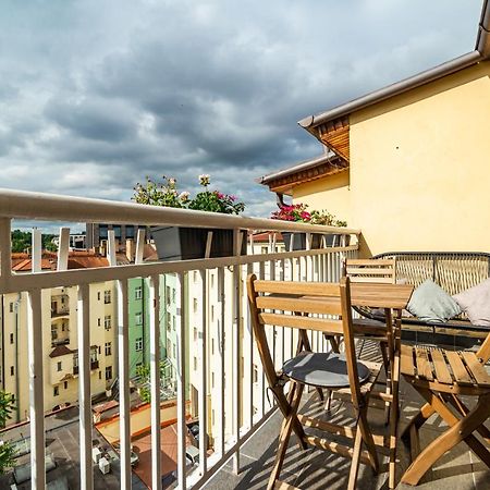 Central, Spacious, Modern 5 Bedrm Duplex W/Balcony Praga Esterno foto