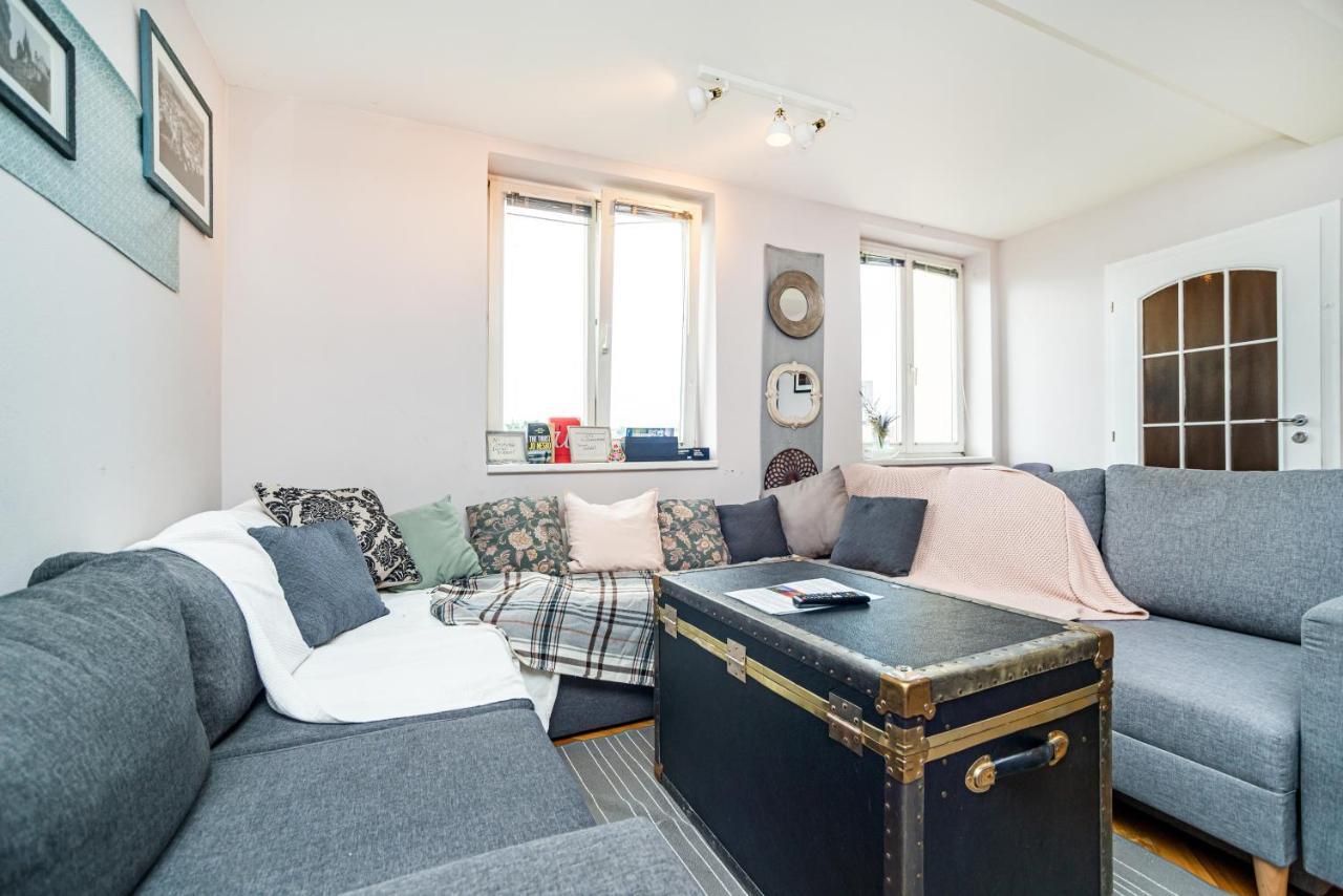Central, Spacious, Modern 5 Bedrm Duplex W/Balcony Praga Esterno foto